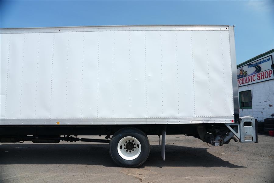 2017 International 4300 4300 photo