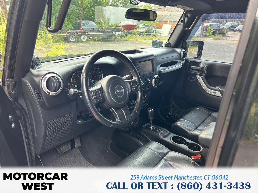 2012 Jeep Wrangler Unlimited Sahara photo