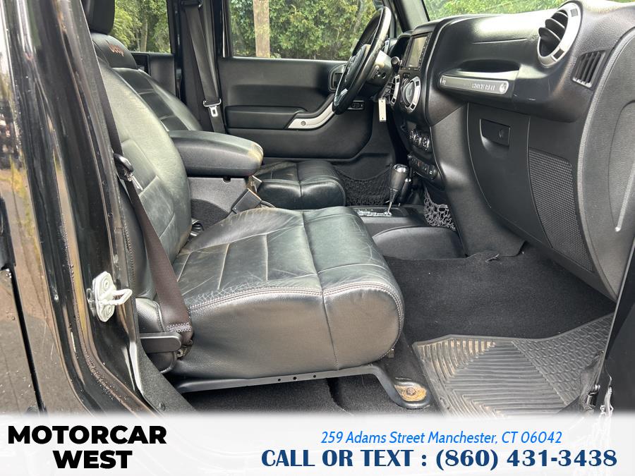2012 Jeep Wrangler Unlimited Sahara photo