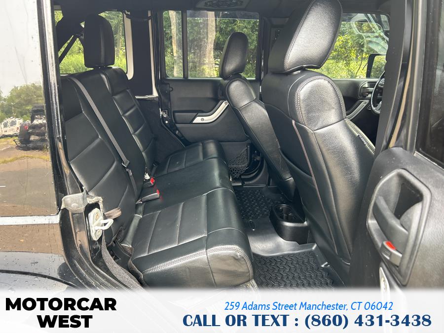 2012 Jeep Wrangler Unlimited Sahara photo