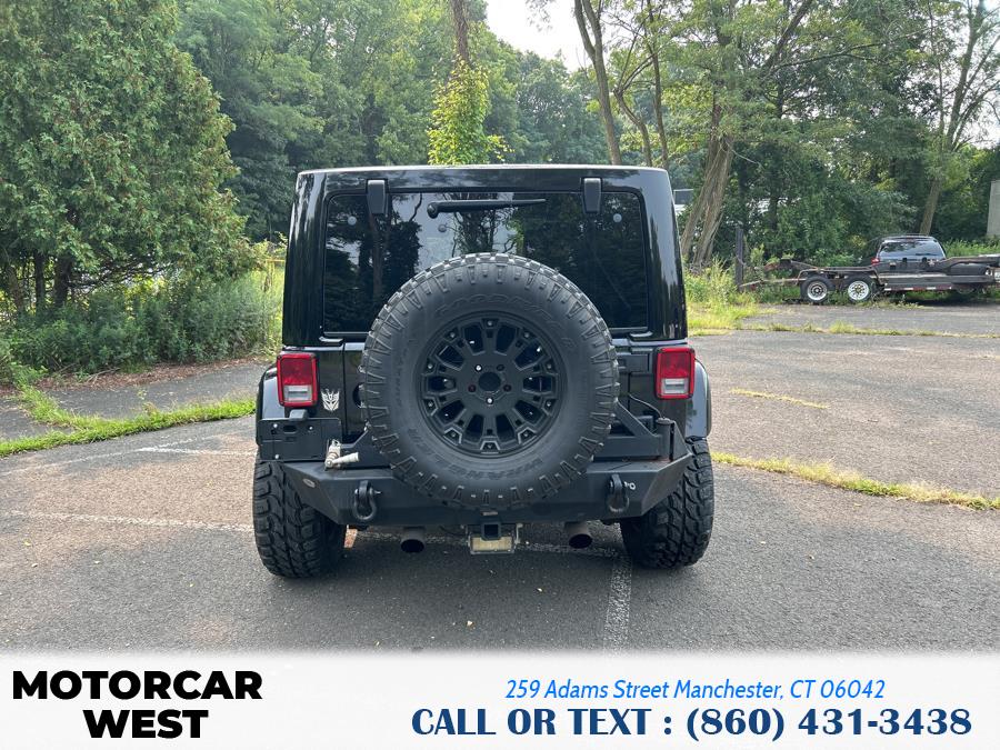 2012 Jeep Wrangler Unlimited Sahara photo