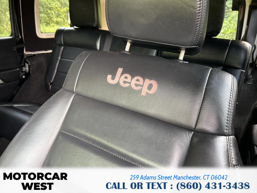 2012 Jeep Wrangler Unlimited Sahara photo