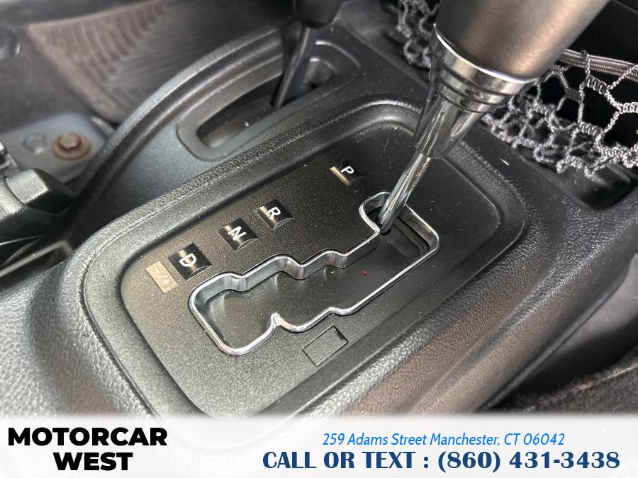 2012 Jeep Wrangler Unlimited Sahara photo