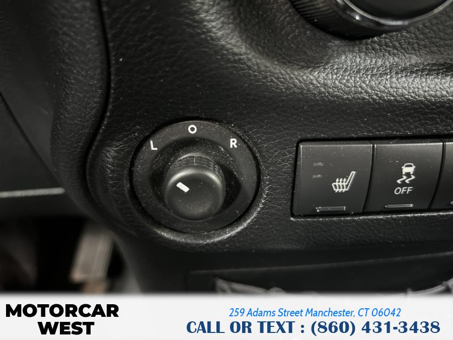 2012 Jeep Wrangler Unlimited Sahara photo