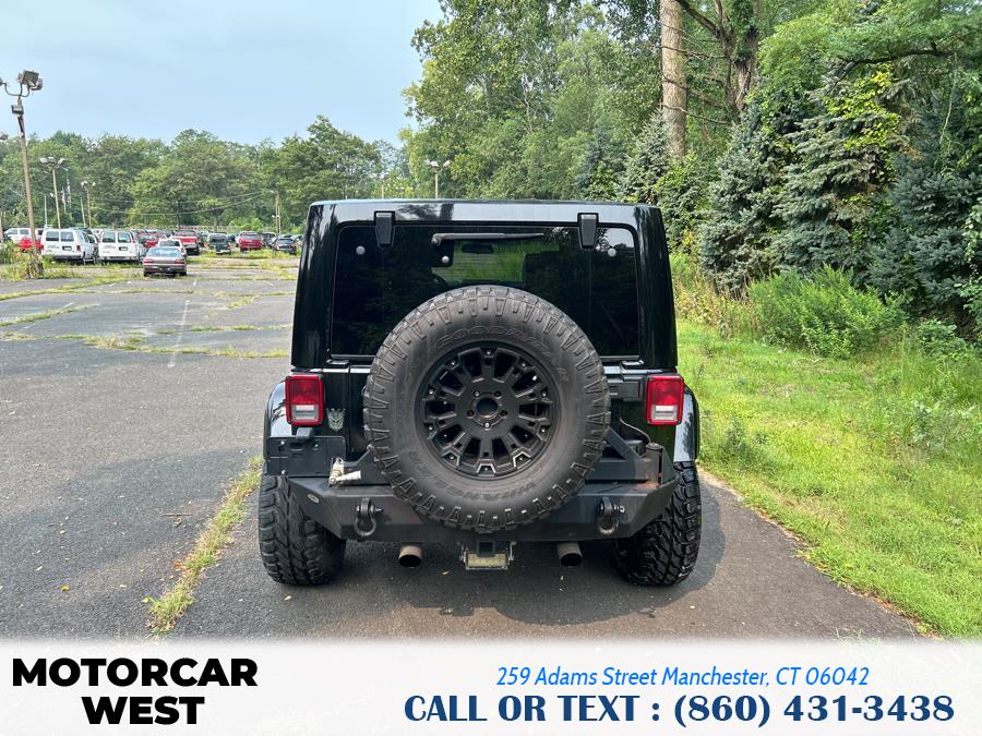 2012 Jeep Wrangler Unlimited Sahara photo