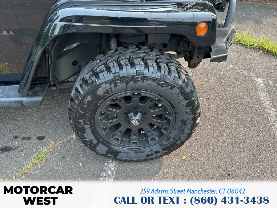 2012 Jeep Wrangler Unlimited Sahara photo