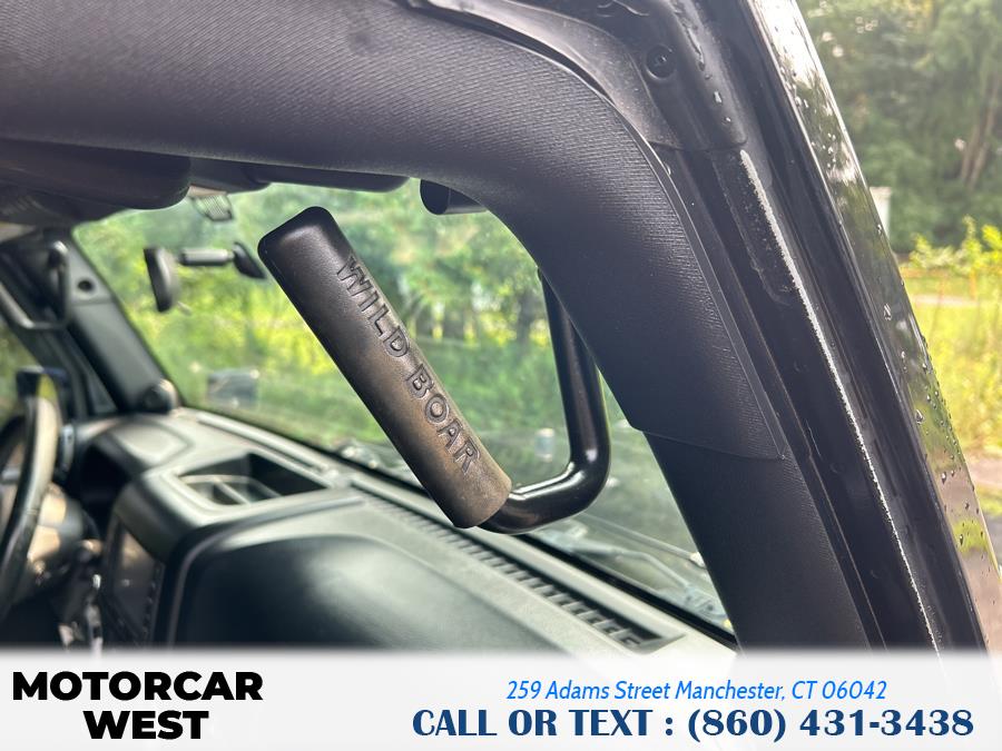 2012 Jeep Wrangler Unlimited Sahara photo