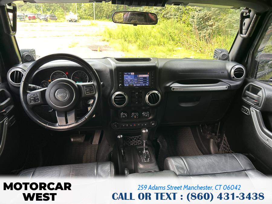 2012 Jeep Wrangler Unlimited Sahara photo