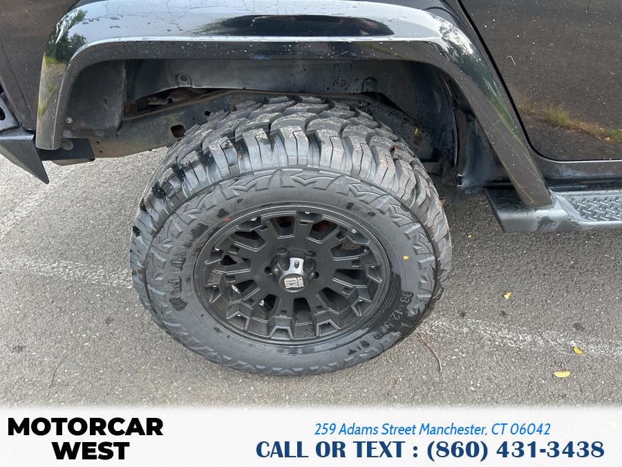 2012 Jeep Wrangler Unlimited Sahara photo