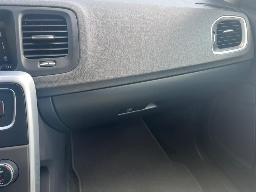 2013 Volvo S60 T6 photo