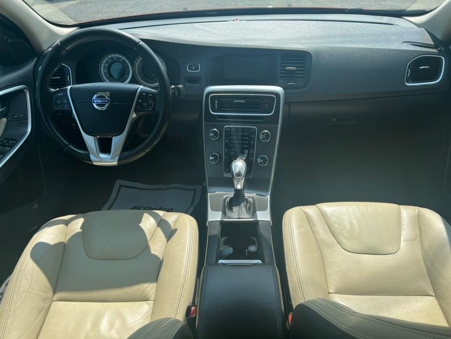 2013 Volvo S60 T6 photo