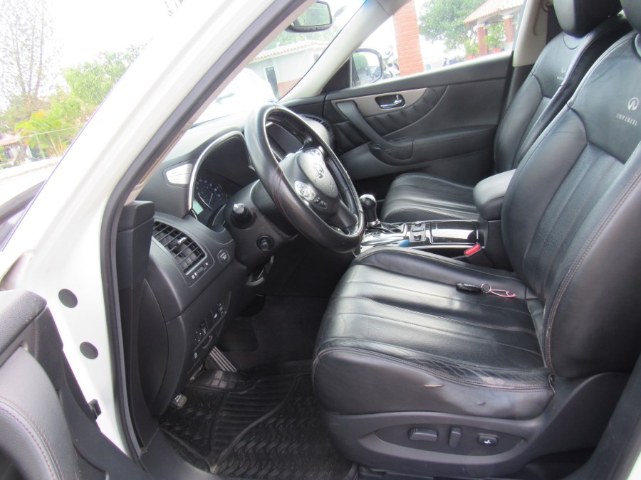 2013 Infiniti FX37 photo