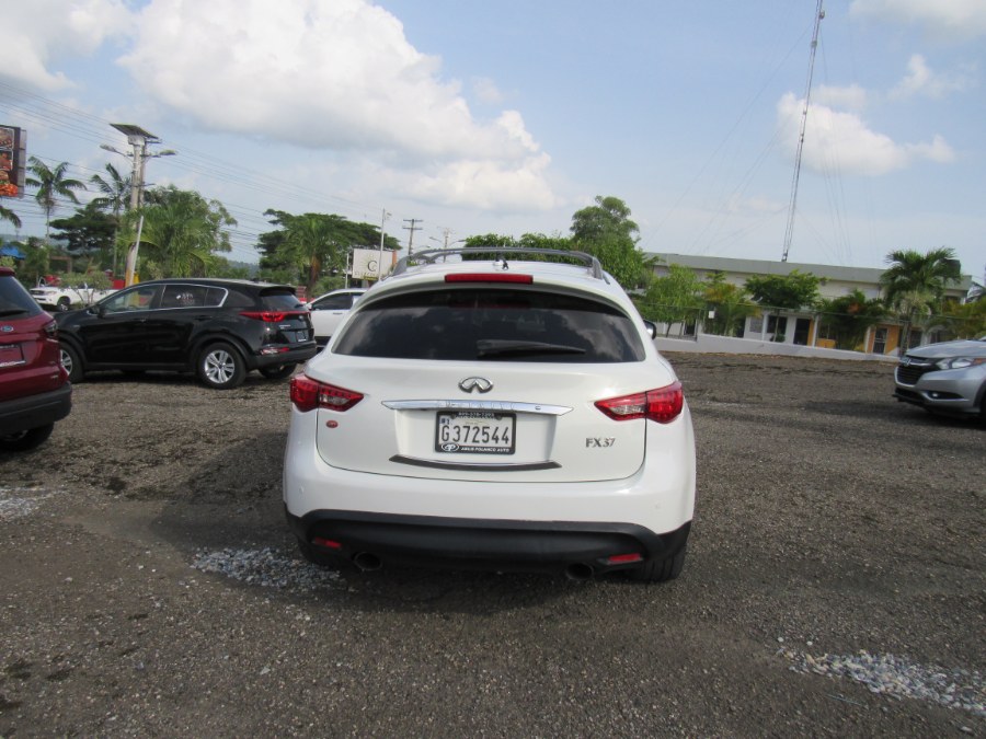 2013 Infiniti FX37 photo