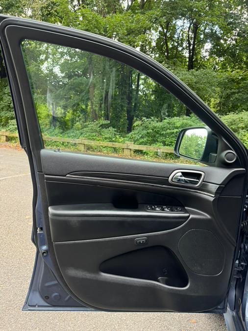 2020 Jeep Grand Cherokee Limited 4x4 photo