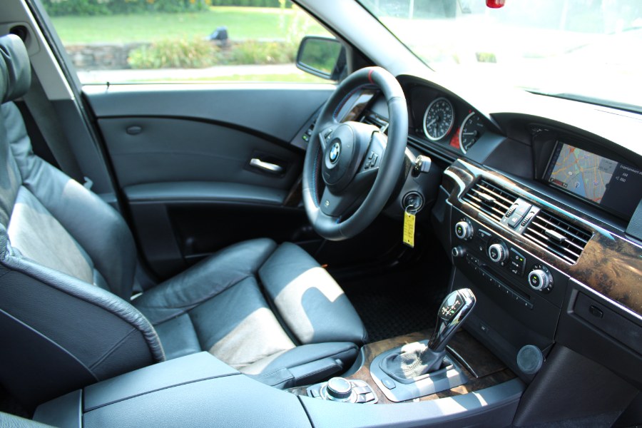 2004 BMW 5-Series 545i photo