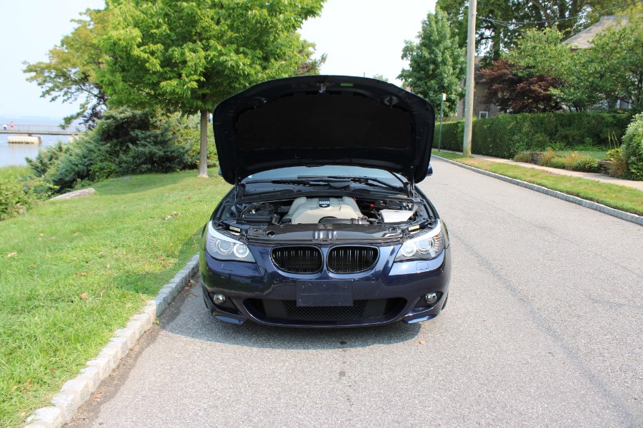 2004 BMW 5-Series 545i photo