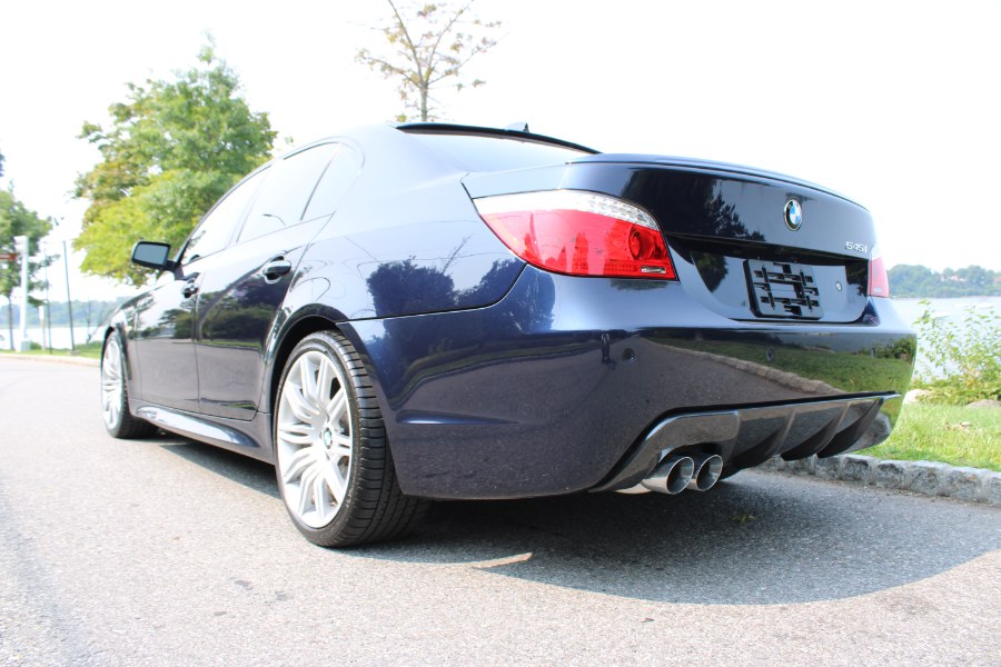 2004 BMW 5-Series 545i photo