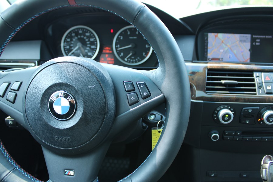 2004 BMW 5-Series 545i photo