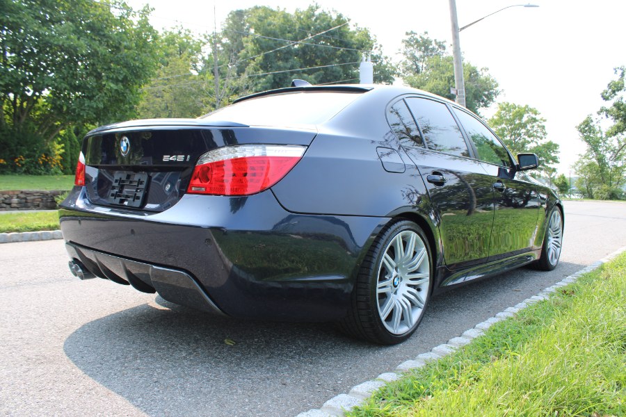 2004 BMW 5-Series 545i photo