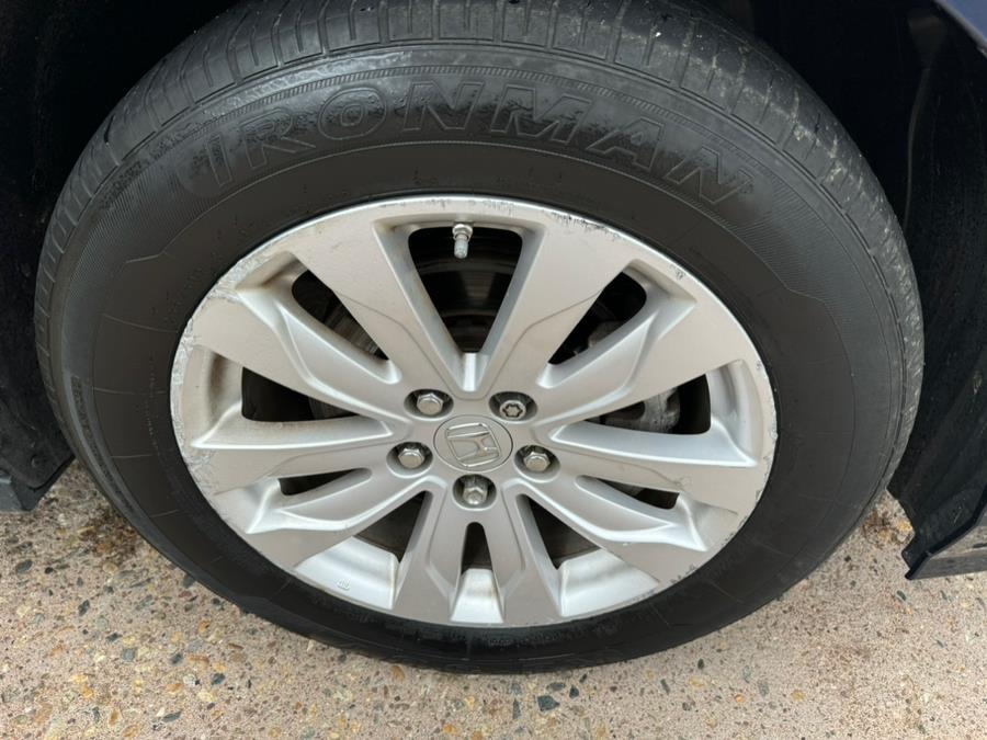 2018 Honda Odyssey LX Auto photo
