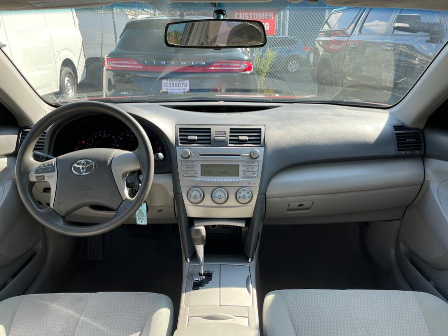 2011 Toyota Camry photo