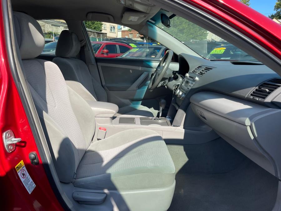 2011 Toyota Camry photo