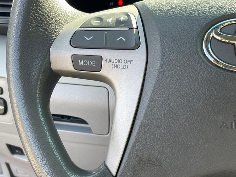 2011 Toyota Camry photo