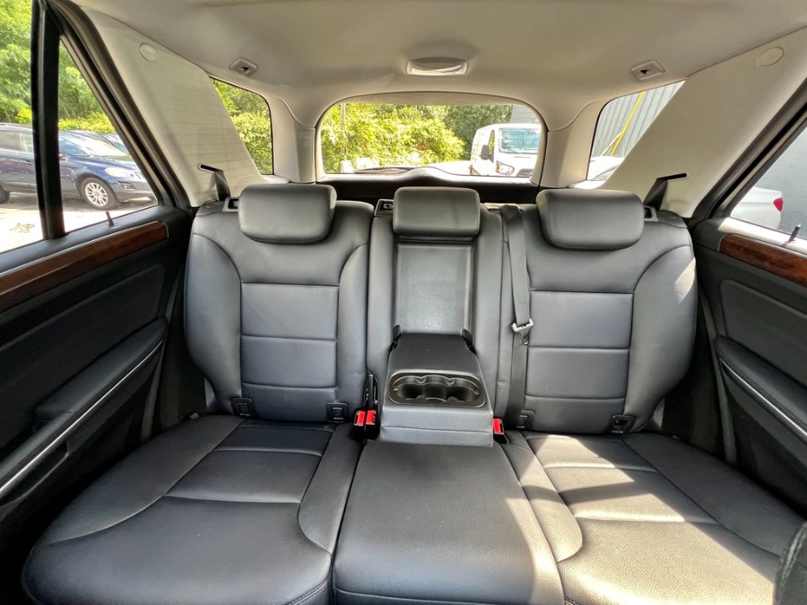 2011 Mercedes-Benz M-Class ML350 4MATIC photo