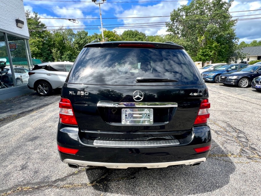 2011 Mercedes-Benz M-Class ML350 4MATIC photo