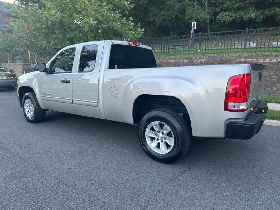 2007 GMC Sierra 1500 Work Truck photo
