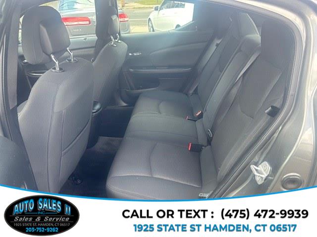 2012 Dodge Avenger SXT photo