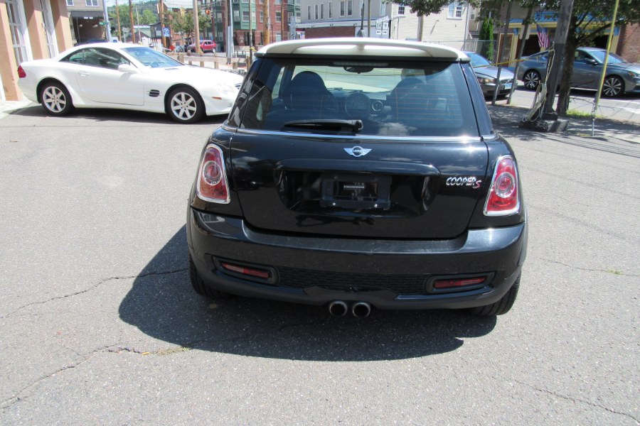 2013 MINI Cooper S photo