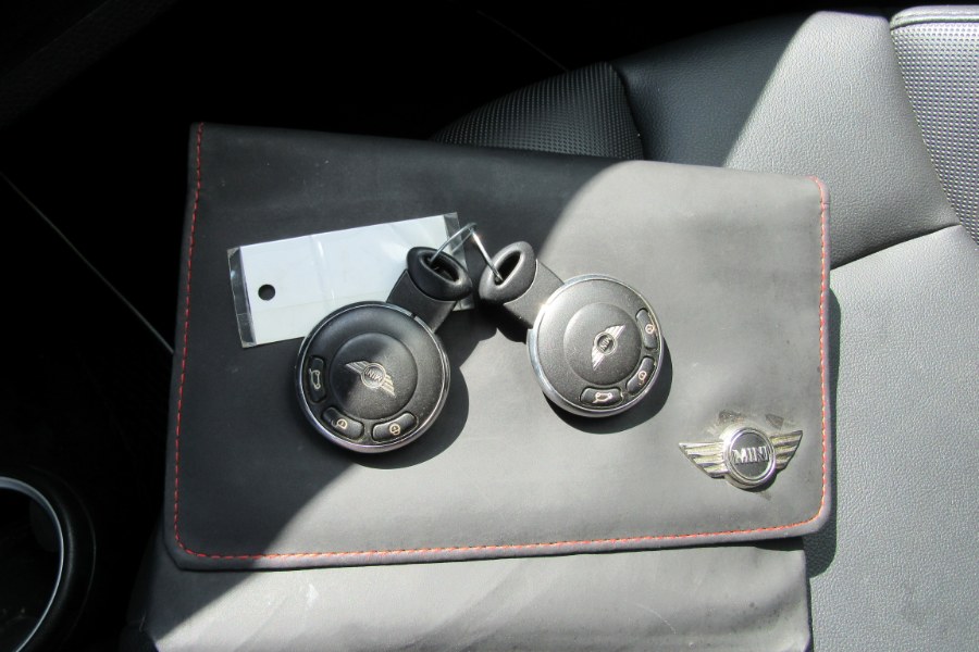 2013 MINI Cooper S photo