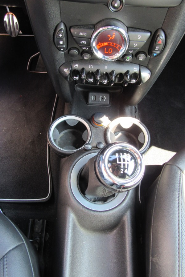 2013 MINI Cooper S photo