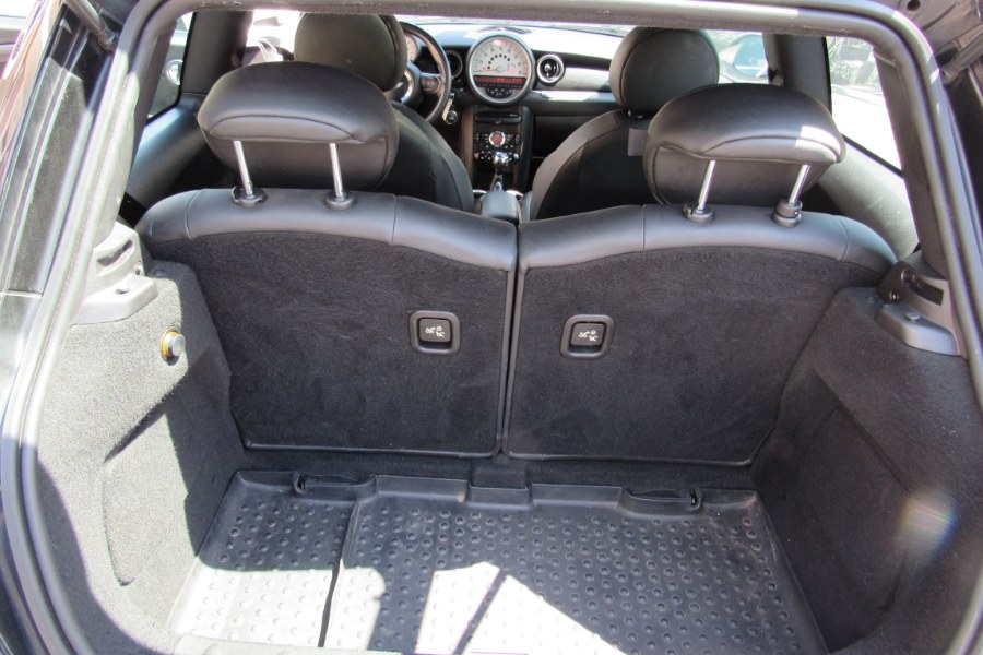 2013 MINI Cooper S photo