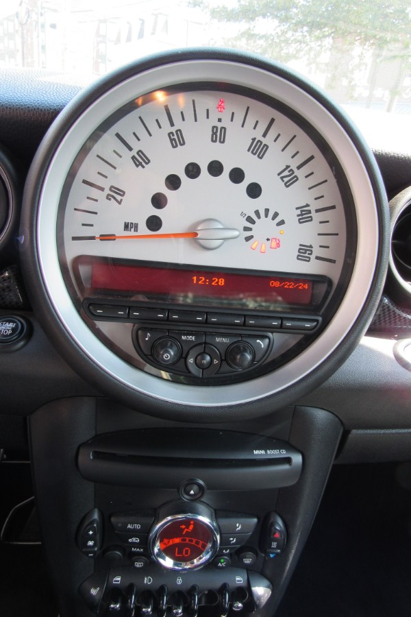 2013 MINI Cooper S photo