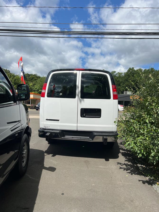 2018 Chevrolet Express Cargo Van RWD 2500 135