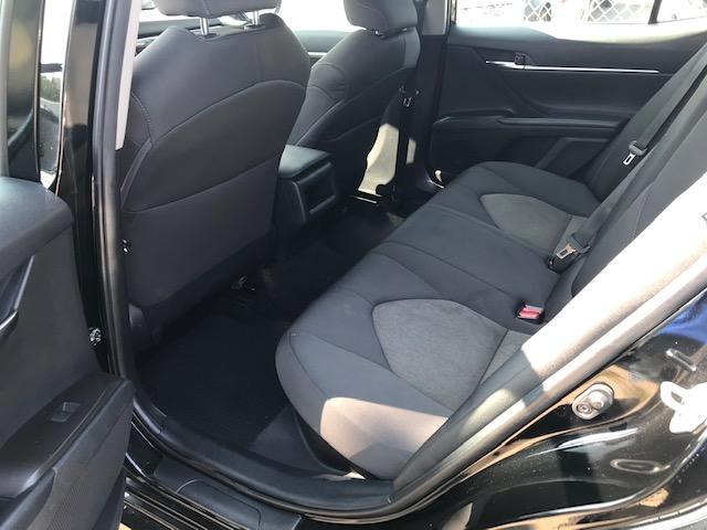 2022 Toyota Camry Hybrid LE CVT (Natl) photo