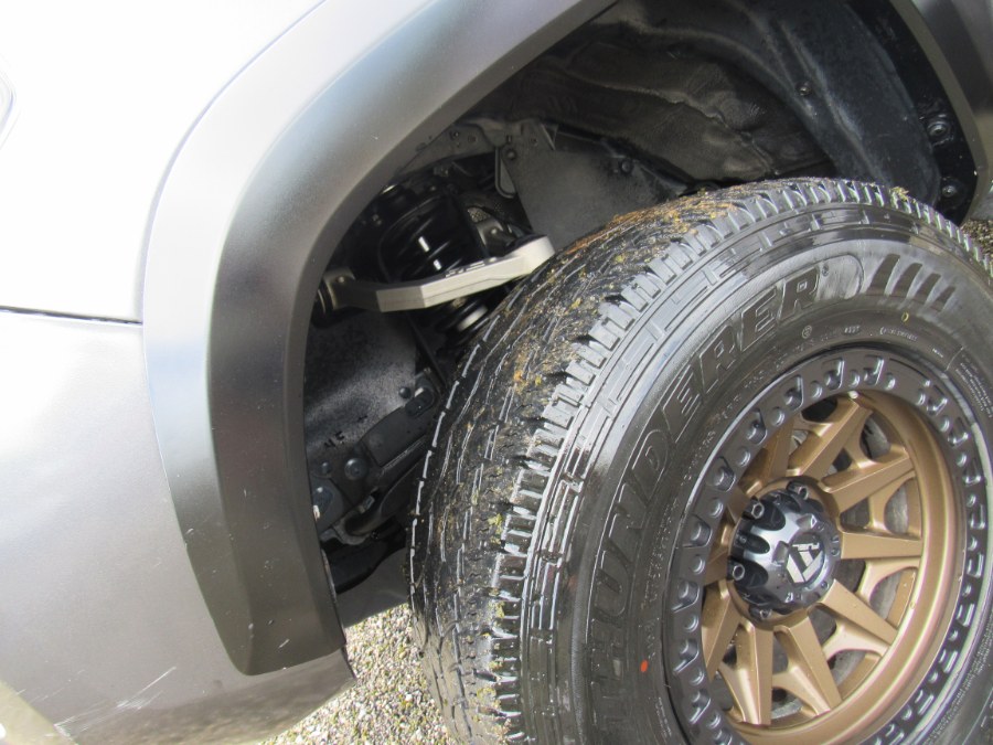 2017 Toyota Tacoma SR5 Double Cab 5'' Bed V6 4x4  photo