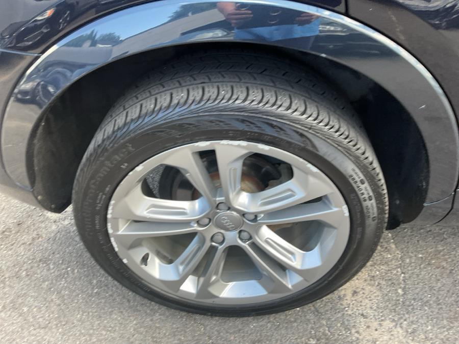 2015 Audi Q3 quattro 4dr 2.0T Prestige photo