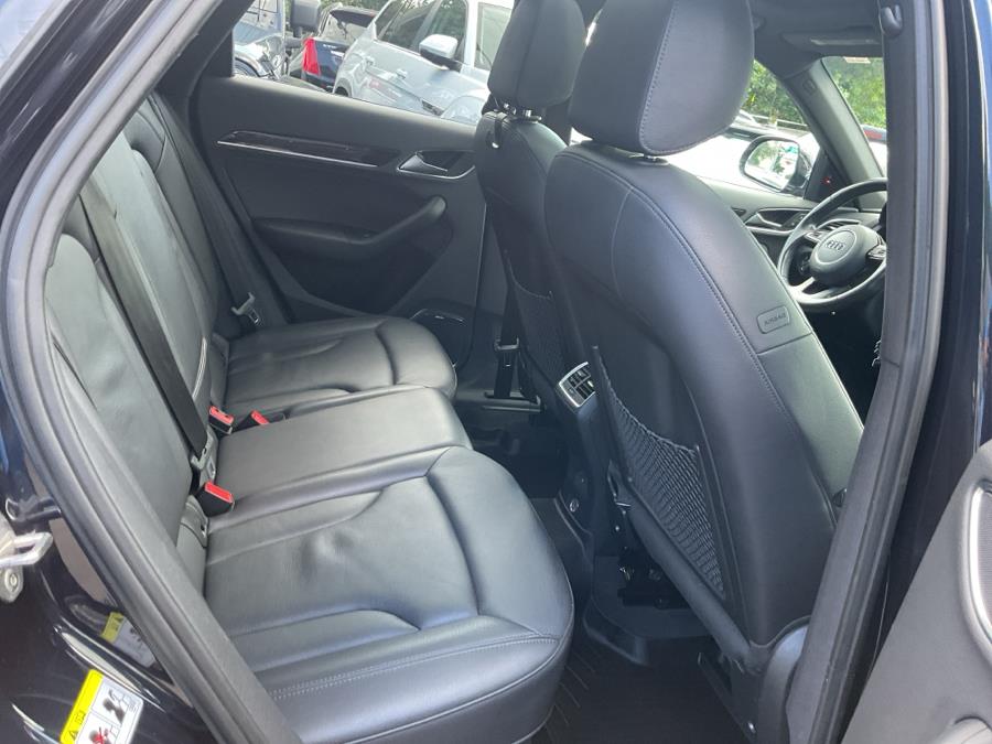 2015 Audi Q3 quattro 4dr 2.0T Prestige photo