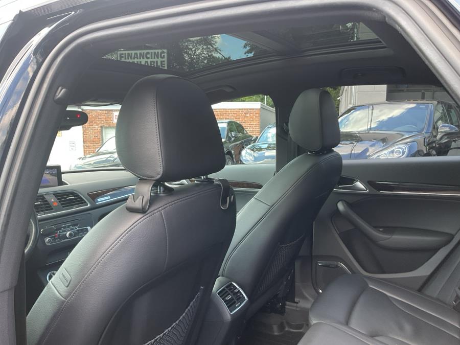 2015 Audi Q3 quattro 4dr 2.0T Prestige photo