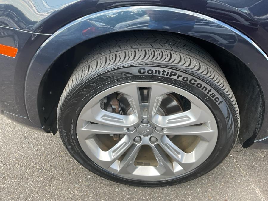 2015 Audi Q3 quattro 4dr 2.0T Prestige photo