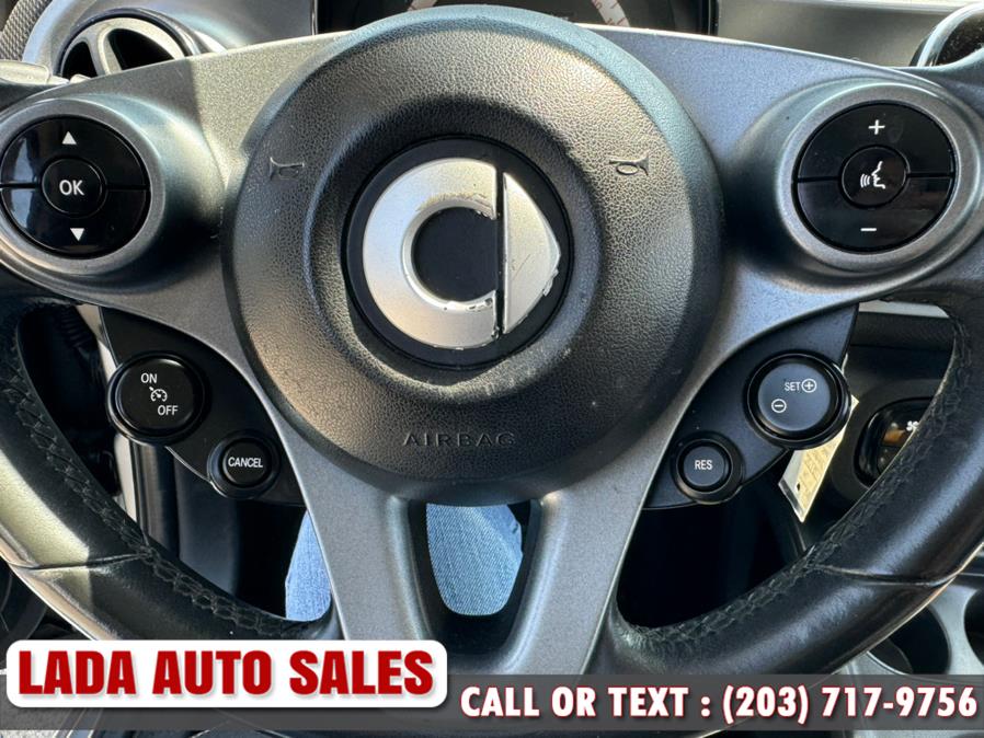 2016 smart Fortwo 2dr Cpe Pure photo