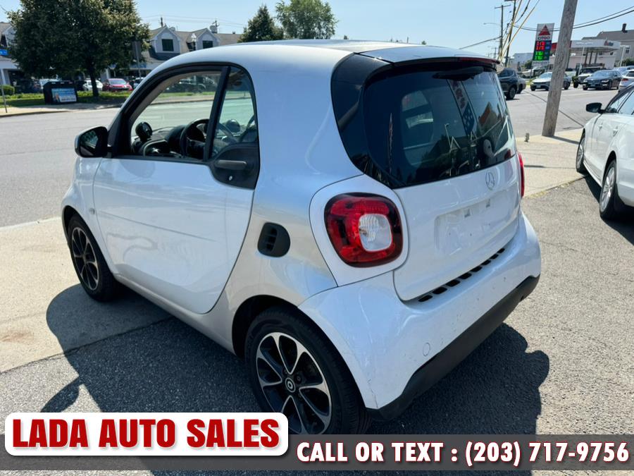 2016 smart Fortwo 2dr Cpe Pure photo