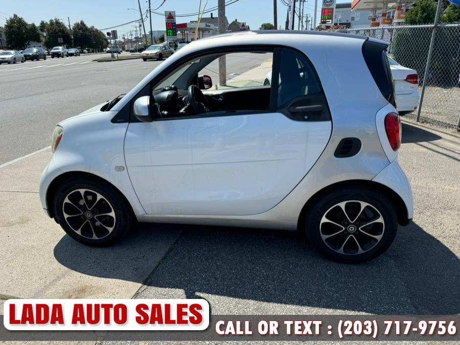 2016 smart Fortwo 2dr Cpe Pure photo