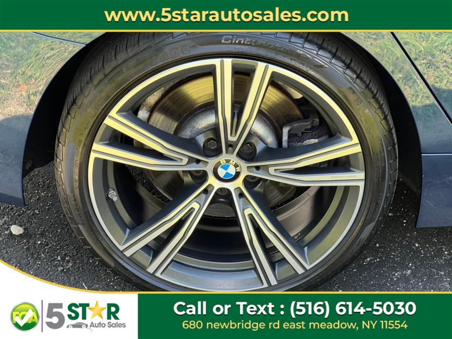 2021 BMW 3-Series 330i xDrive Sedan North Americ photo