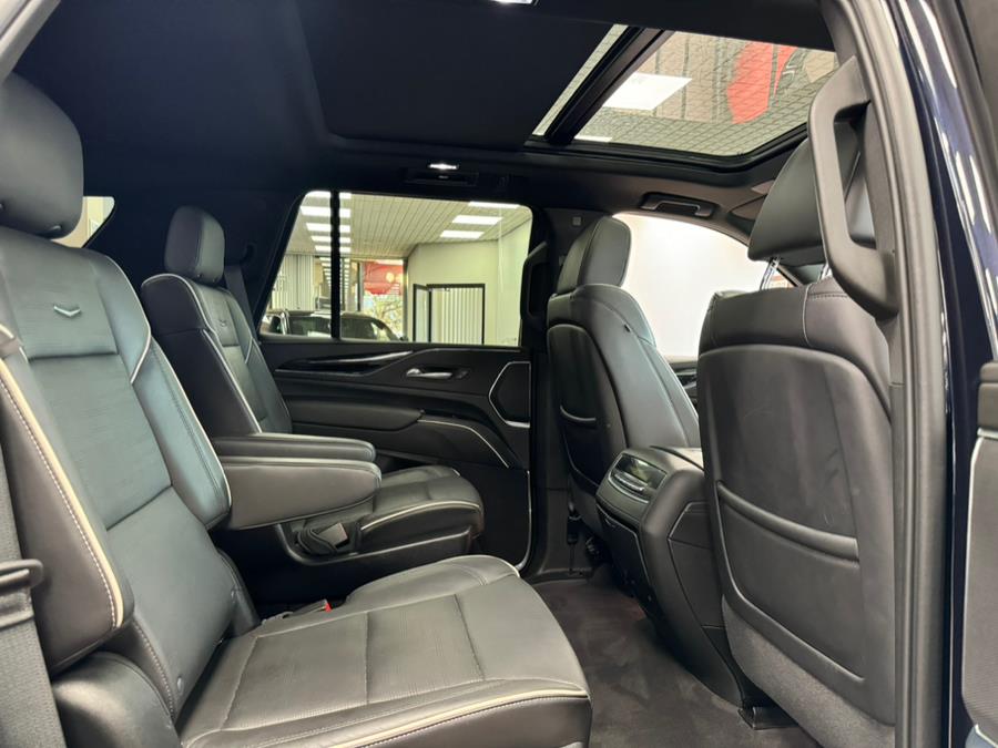 2023 Cadillac Escalade 4WD 4dr Sport photo