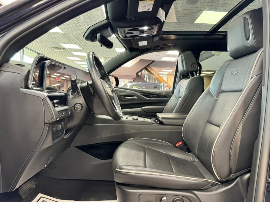 2023 Cadillac Escalade 4WD 4dr Sport photo