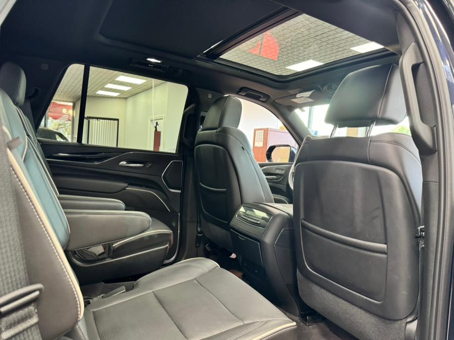 2023 Cadillac Escalade 4WD 4dr Sport photo